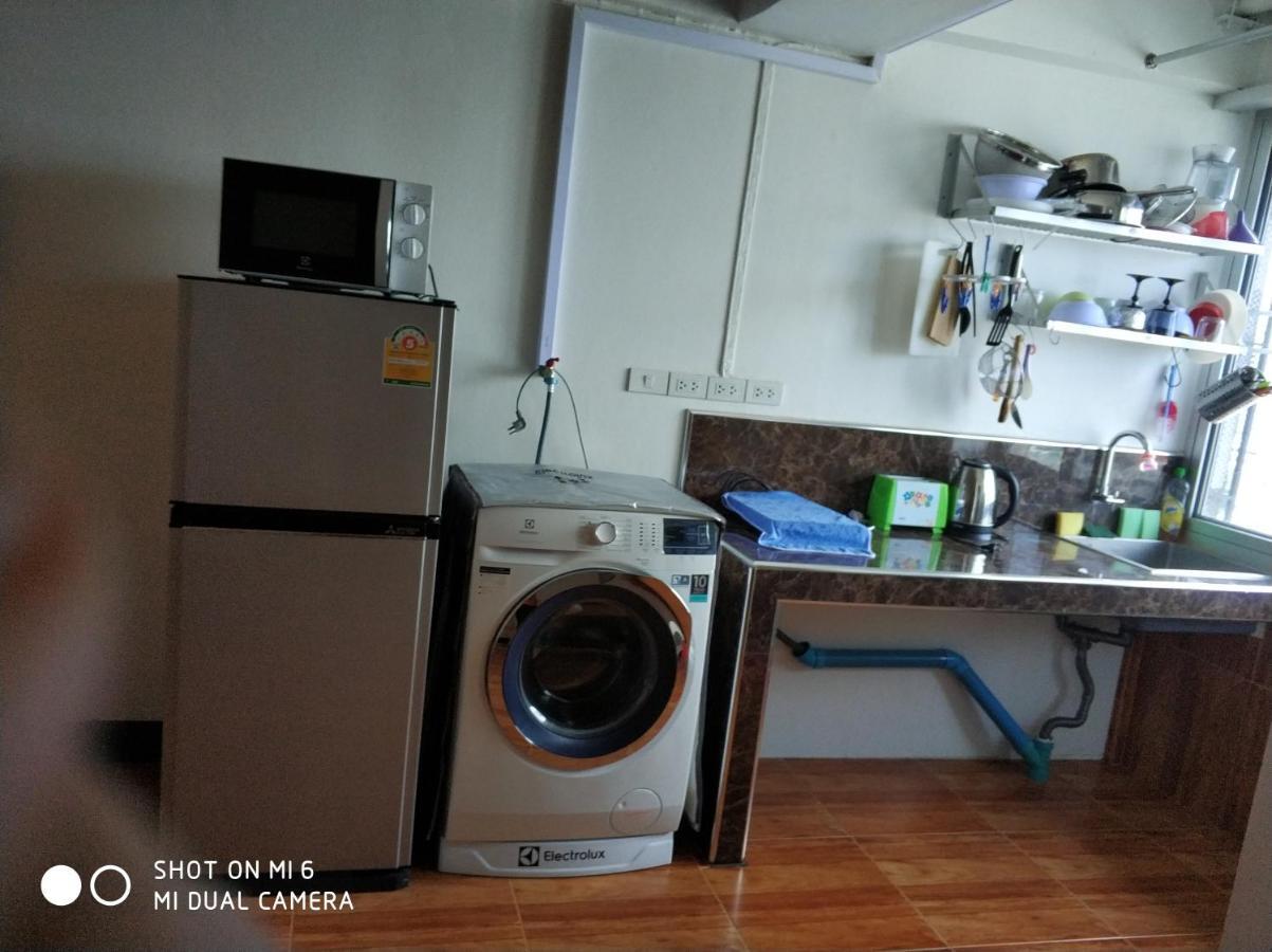 Studio Apartment Bangkok Exterior foto